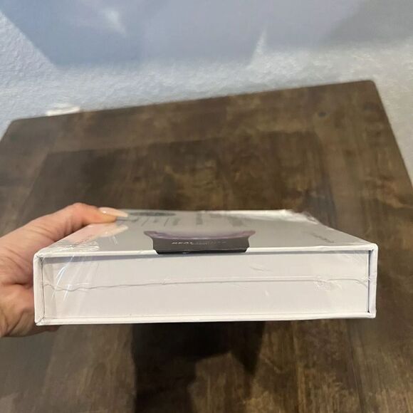 Primal Life Organics Natural Teeth Whitening System Red and Blue LED - Picture 6 of 12